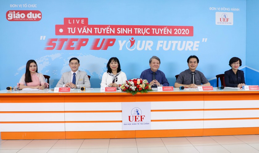 uef- tư vấn tuyển sinh trực tuyến