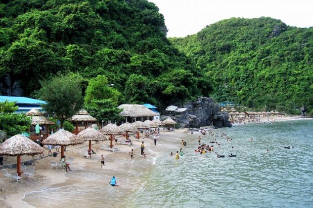 Cùng sinh viên UEF đếm ngược đến hội trại “48 giờ trải nghiệm”