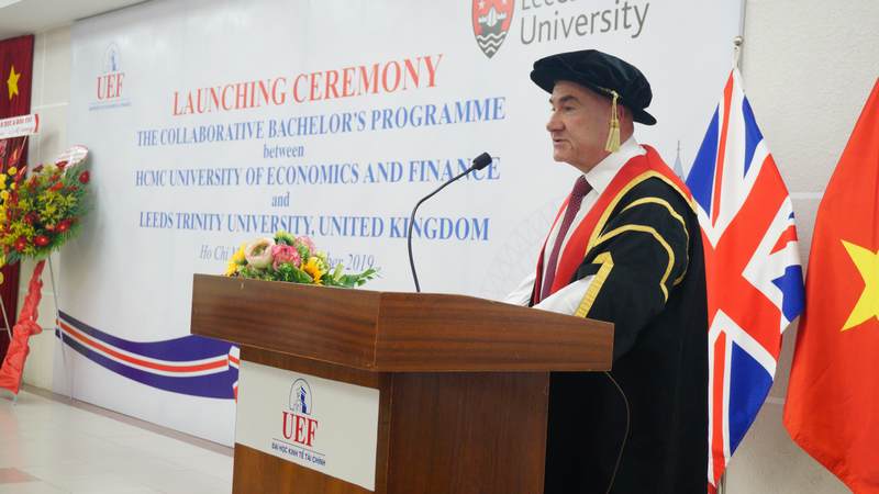 Lễ ra mắt chương trình Cử nhân quốc tế Leeds Trinity